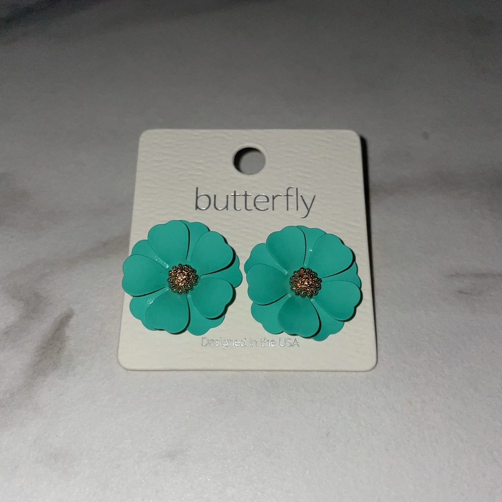 Flower Stud earrings